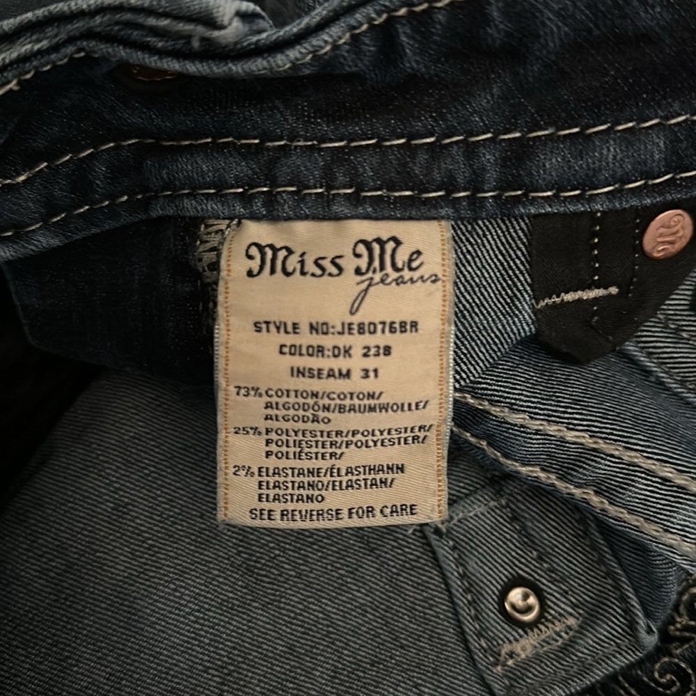 Miss Me Jeans - Picture 4 of 4
